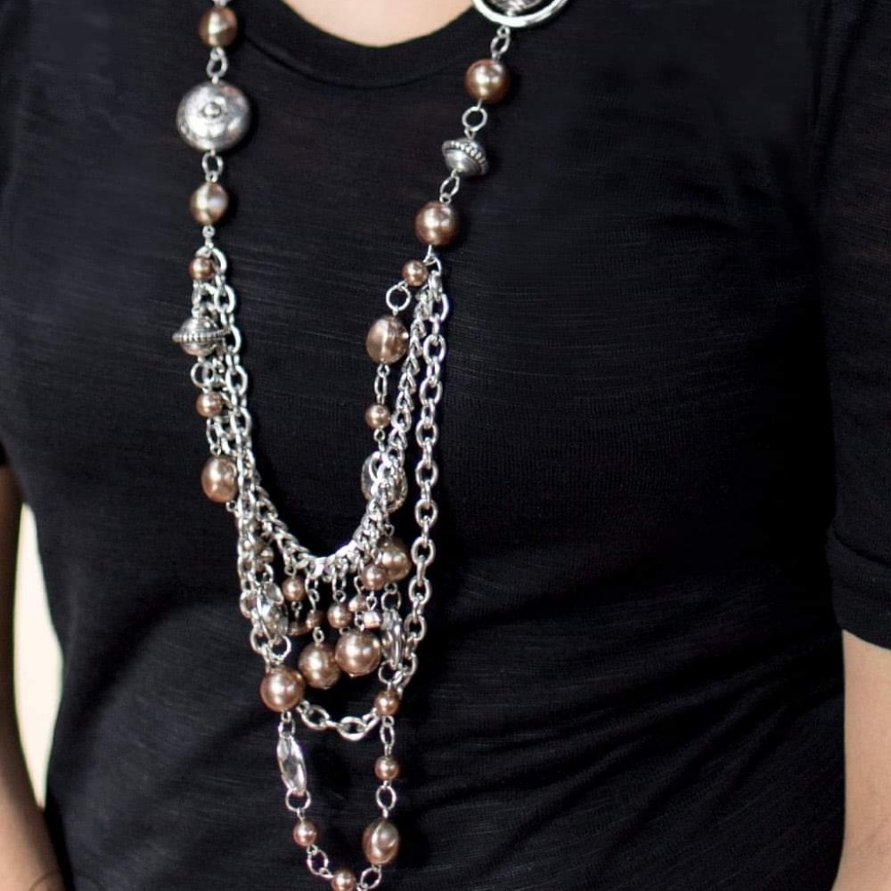 Beautiful brown ribbon necklace